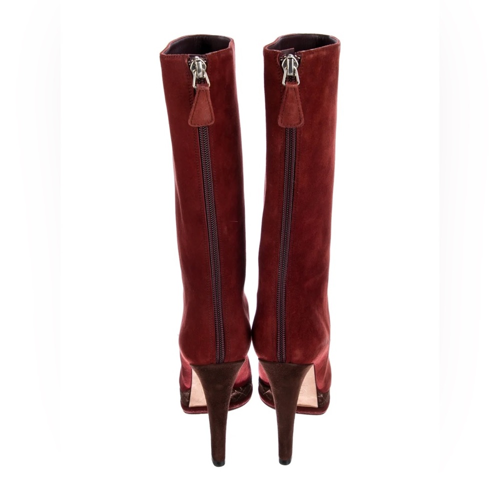 COPY - Chanel 2012 Interlocking CC Logo Boots
Size: 11 | IT 41 - Picture 4 of 6